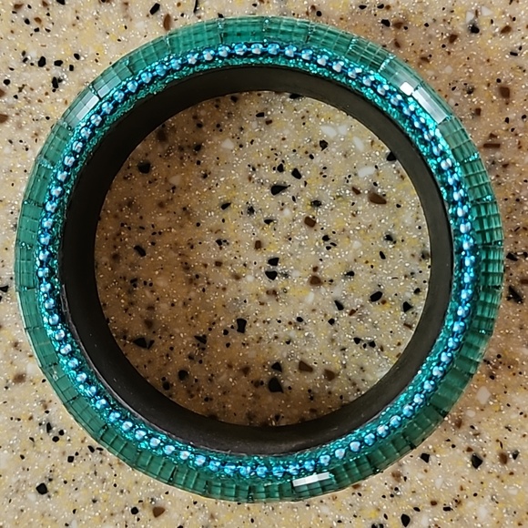 Jade green bracelet - Picture 2 of 6